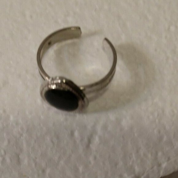 MOOD TOE RING-Changes Color with Your Mood Adjustable - Picture 3 of 5